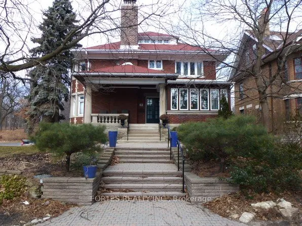 (undisclosed Address), Toronto, ON M6R 1M8