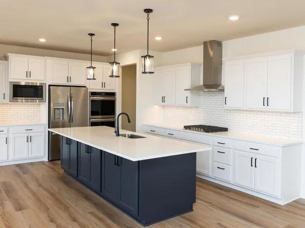 2022 Tamarack Rd, Carver, MN 55315