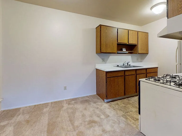 Walnut Trail Apartments — Photo 7