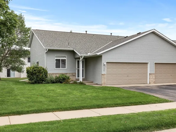 1561 Dublin Ct, Shakopee, MN 55379
