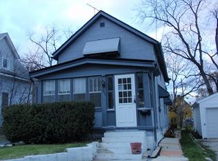 239 Collins St, Waukesha, WI 53188