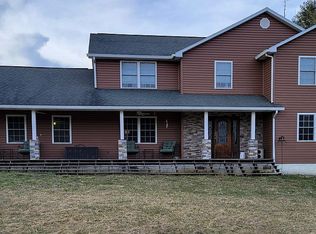 Laurel Creek Rd, Athens, WV 24712