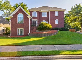 808 Forest Path Ln, Alpharetta, GA 30022