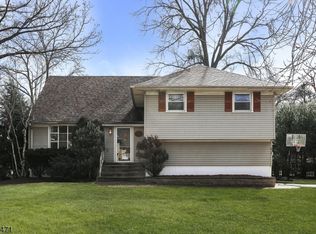 419 Cayuga Way, Westfield, NJ 07090