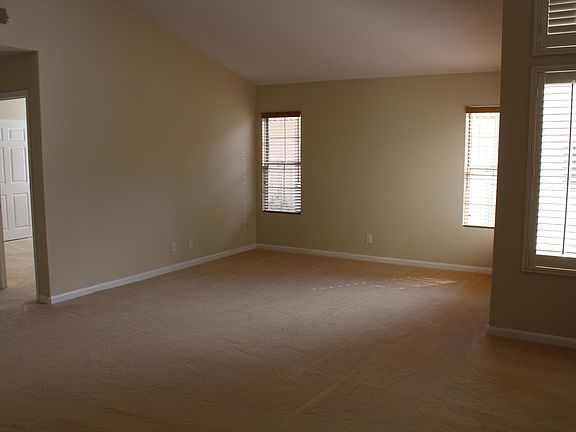 3rd image of 40288 Corte Peralta