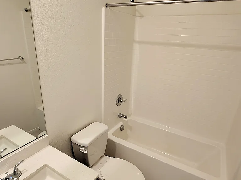 5495 Seacliff Pl #117 — Photo 14