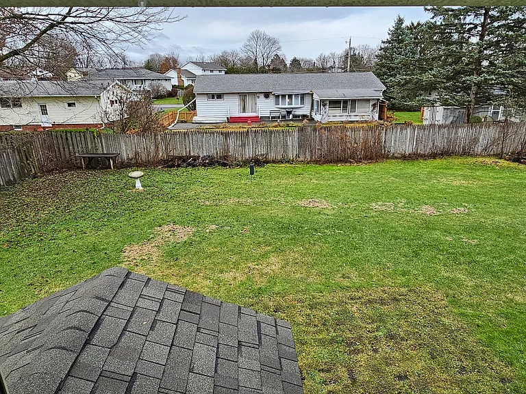 302 Palmer Dr — Photo 36