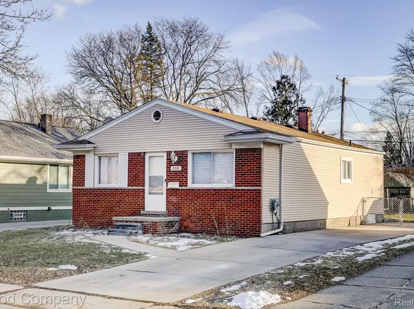 550 Roth Blvd, Clawson, MI 48017