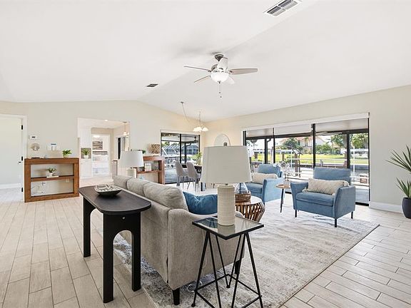4th image of 9903 SAN SEBASTIAN WAY