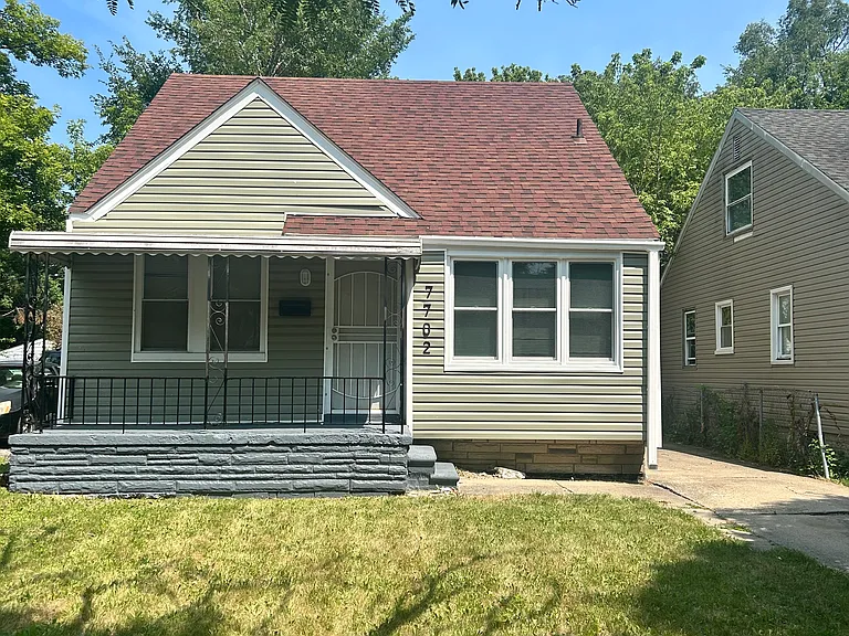 7702 Brace St — Photo 1