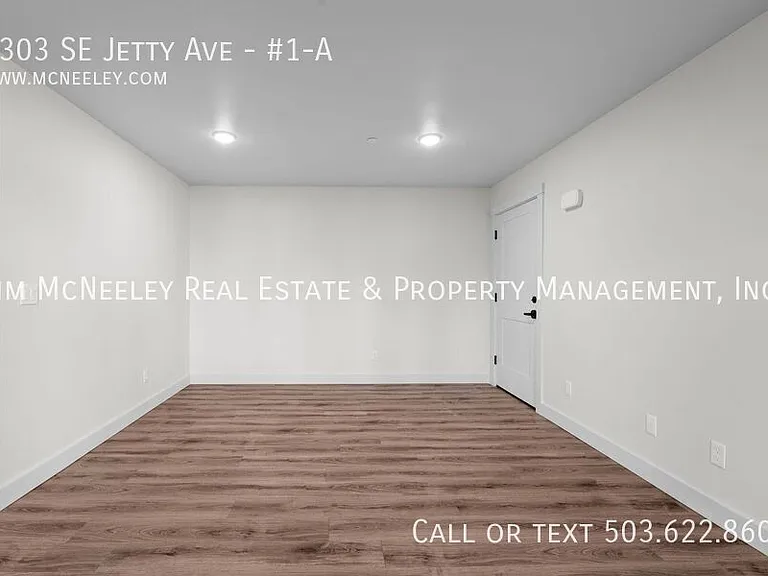 1303 SE Jetty Ave #1-A — Photo 7