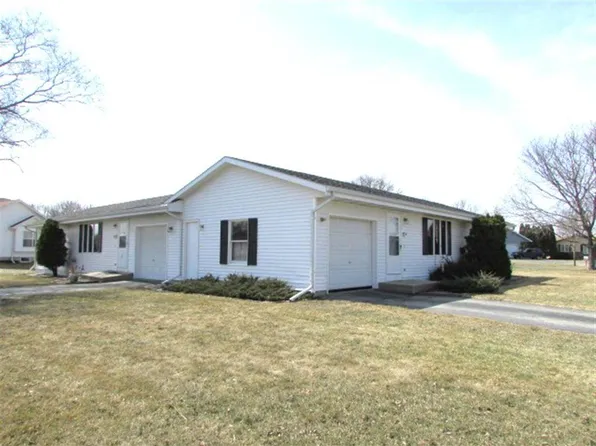 1508 Endl Blvd, Fort Atkinson, WI 53538
