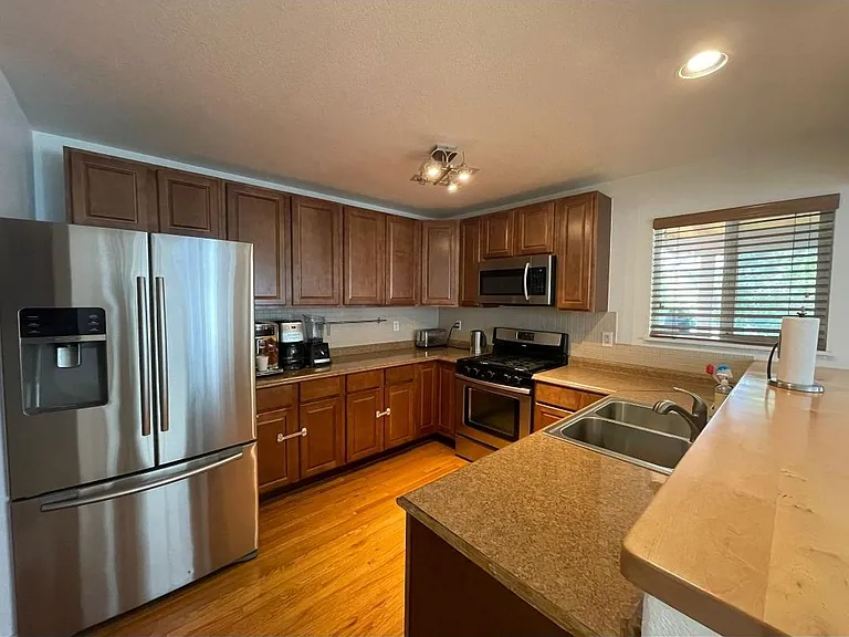 1813 Angelo Ct — Photo 3