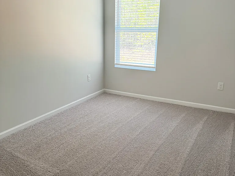 288 Oakwood Dr — Photo 12