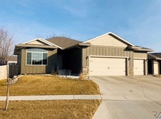 4300 S Vista Park Ave, Sioux Falls, SD 57106