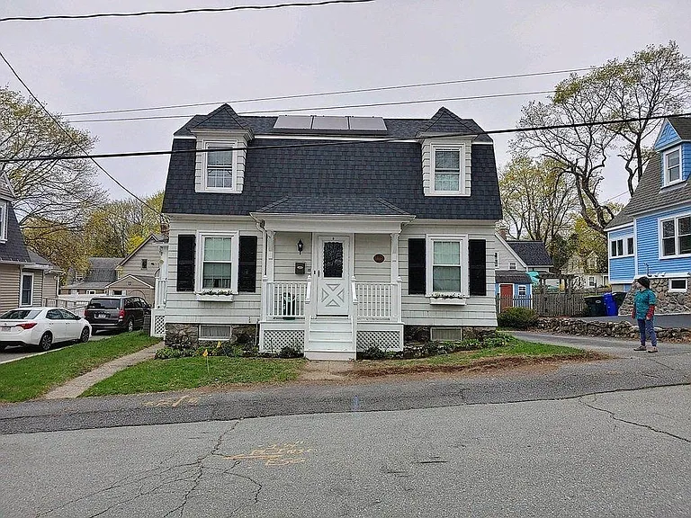 15 Roosevelt St — Photo 10