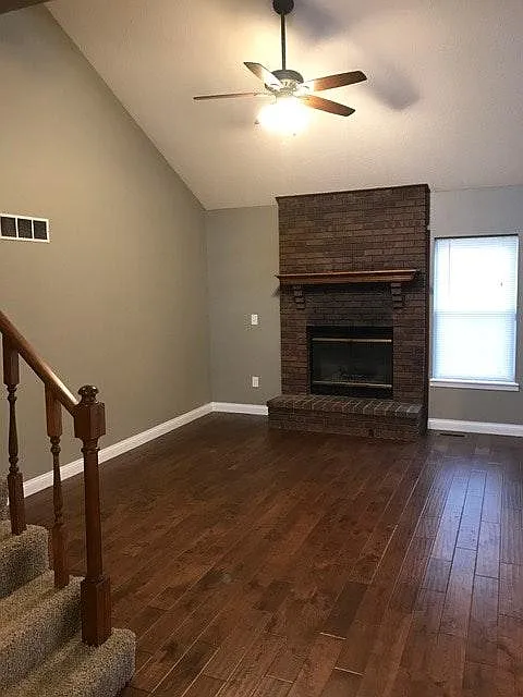 2602 Vandalia St photo 1