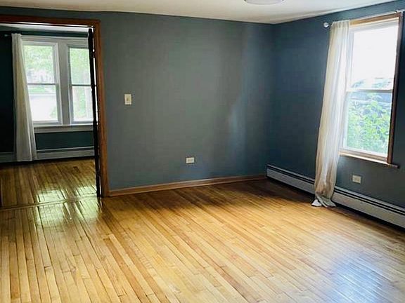 5th image of 2329 S 58th Ct #1