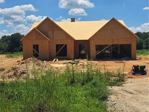 174 Airport Road #12, Canon, GA 30662