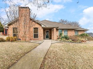533 Hidden Brooke Dr, Desoto, TX 75115