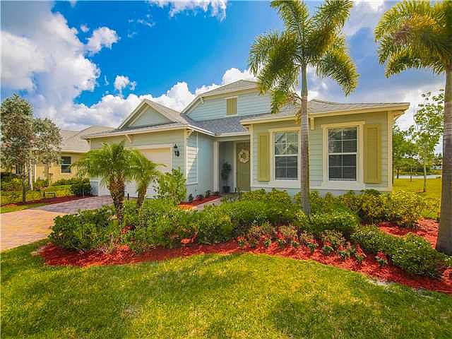 1st image of 552 SW Sun Cir