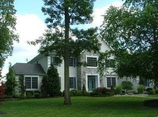 24 Eton Dr, Sewell, NJ 08080