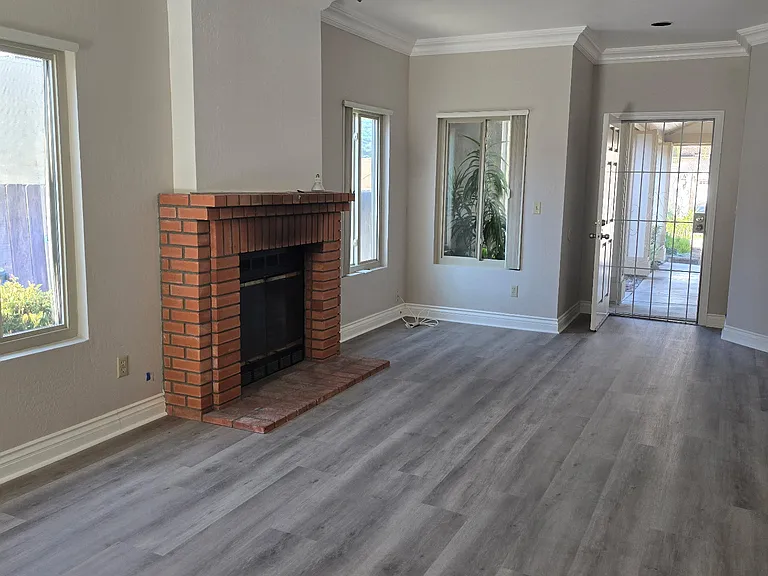 6728 Antilope St — Photo 4