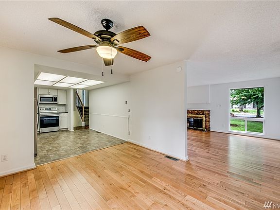 5th image of 7318 95th Ave SW