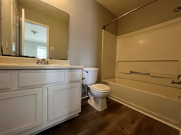 8811 Baskove Dr — Photo 12