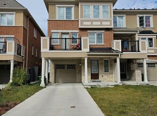 22 Fusilier Dr, Toronto, ON M1L0J4