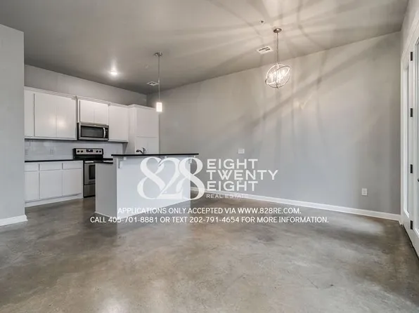 4724 W Main St, Norman, OK 73072
