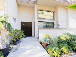 26124 Alizia Canyon Dr UNIT D, Calabasas, CA 91302