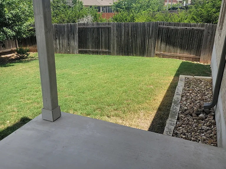 1609 Gerald Ln — Photo 42