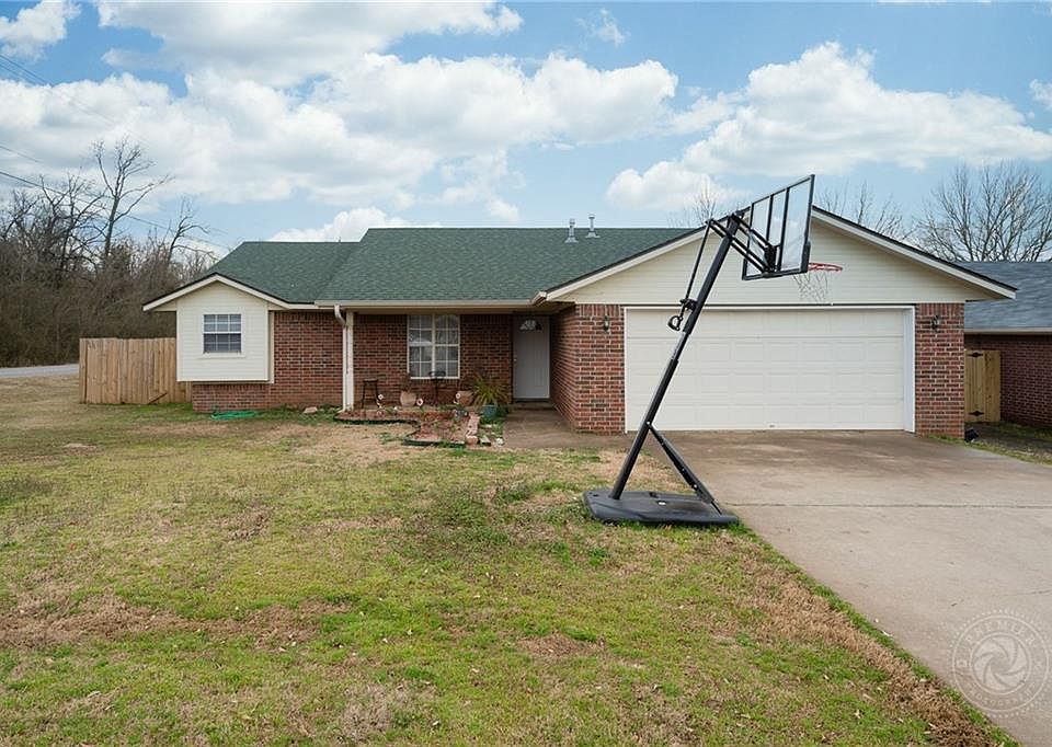 1st image of 3920 Peaceful Valley Cir