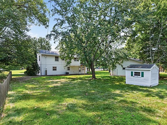 3rd image of 13400 Orchard Rd