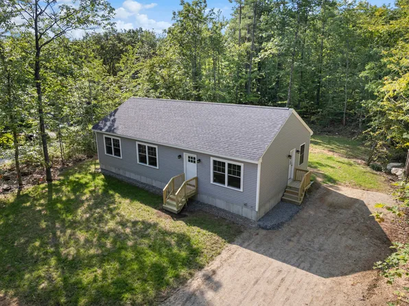 6 Lynx Circle, Limerick, ME 04048