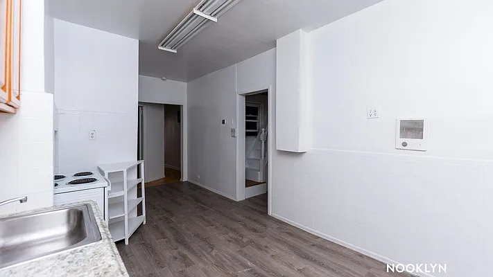 Rented by Nooklyn NYC LLC | media 4