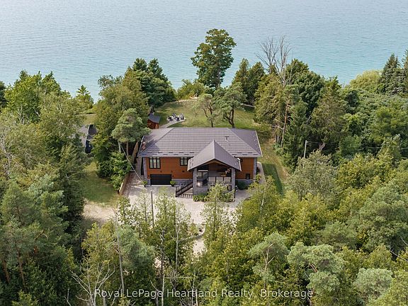 3rd image of 81750B Lake Ave