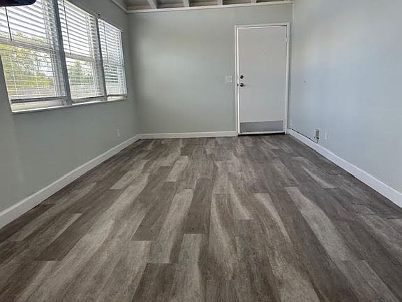 4th image of 1410 Jefferson Ave APT 4
