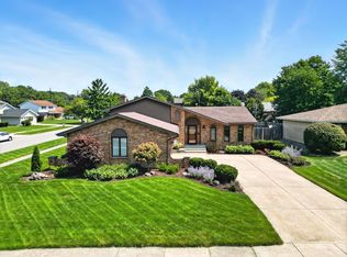 2413 Venice Dr, Schererville, IN