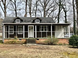 1404 Bridges Dr, High Point, NC 27262