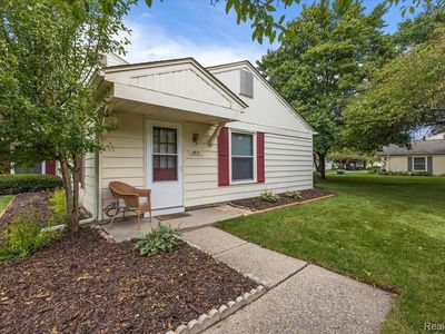 2921 Rockford Ct, Lake Orion, MI, 48360