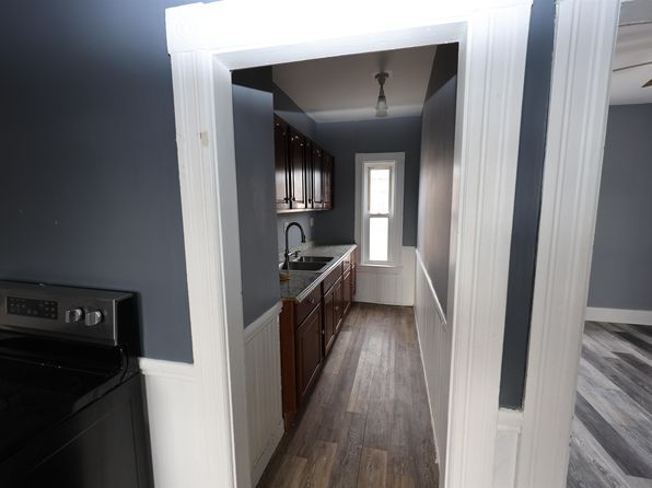 manchester-new-hampshire-74288034 picture