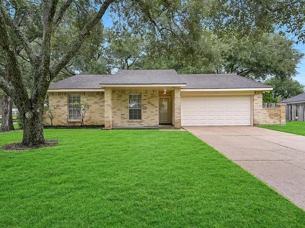 502 Dawn Dr, League City, TX 77573