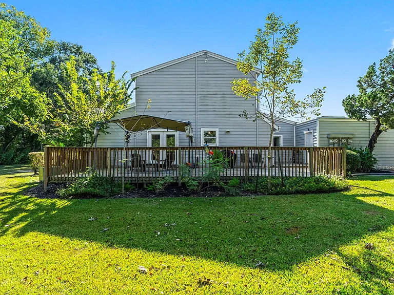 71 Hideaway Dr — Photo 3