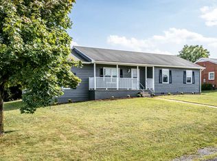 61 Sunset Blvd, Staunton, VA 24401