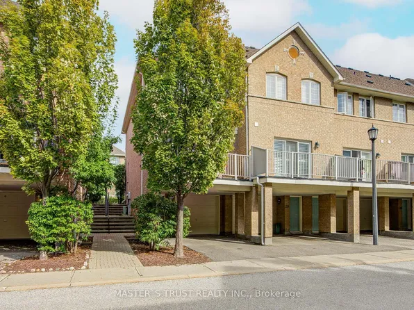 23 Observatory Ln #272, Richmond Hill, ON L4C 0M7