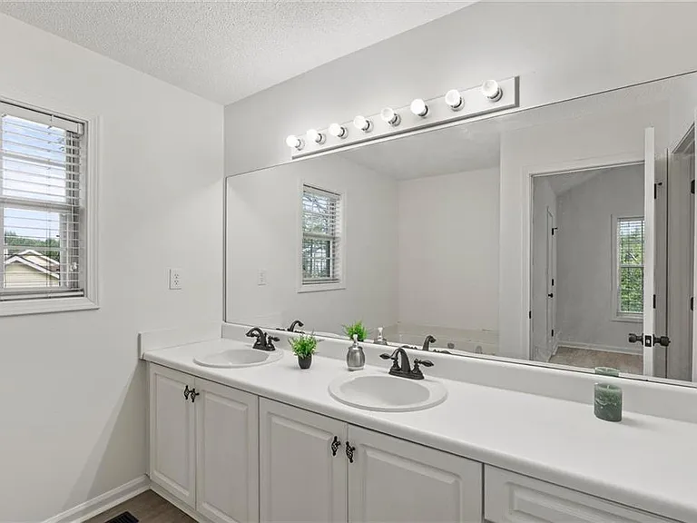 3003 Brass Dr — Photo 19