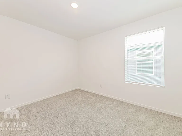 1238 Basswood Dr — Photo 21