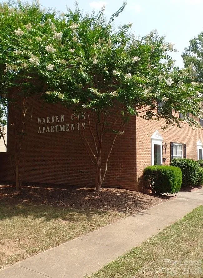 2 bed, 2.0 bath, $850 — Photo 1